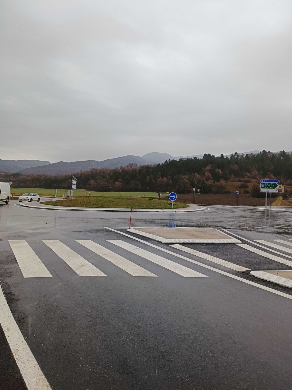 CARREFOUR DE TALLARD