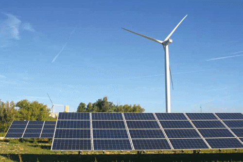 Parc photovoltaïque et éoliennes à Bollène © DREAL PACA