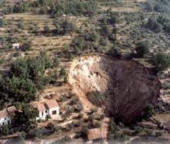 Effondrement à Bargemon en 1992 (© DDTM 83)